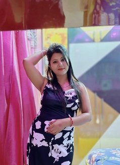 Anushka - escort in Nagpur Photo 2 of 3