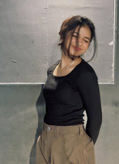 Anushka - escort in Noida Photo 3 of 4