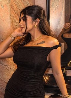 Anushka - escort in Pune Photo 1 of 2