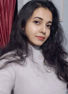 Anushka - escort in Pune Photo 2 of 4