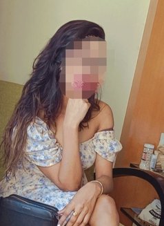 Anushka - escort in Pune Photo 1 of 3