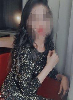 Anushka - escort in Pune Photo 3 of 3