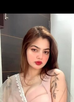 Anushka - escort in Sharjah Photo 1 of 4