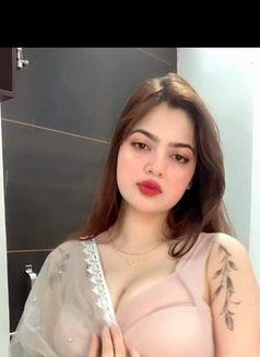 Anushka - escort in Sharjah Photo 4 of 4
