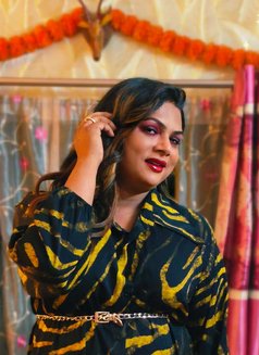 Anushka - Acompañantes transexual in Varanasi Photo 8 of 13