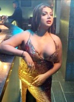 Anushka - Acompañantes transexual in Varanasi Photo 9 of 13