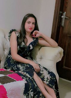 Anushka Indian Model - escort in Ajmān Photo 1 of 2