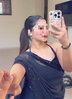 Anushka Cam & Meet 100% - escort in Hyderabad Photo 13 of 21