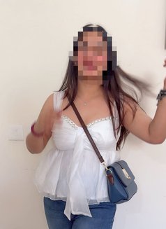 Anushka Patel Cam & Meet ~ Active 100% - puta in Hyderabad Photo 11 of 14
