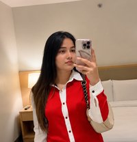 Cam and meet available Anushka - escort in Hyderabad