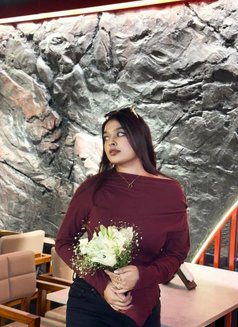 Anushka Rao - escort in Mumbai Photo 2 of 3