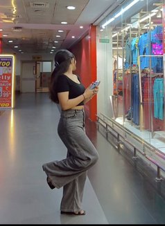 Anushka Sharma - escort in New Delhi Photo 2 of 2