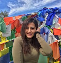 Anushka Sharma Udaipur College and H Cash - escort in Udaipur