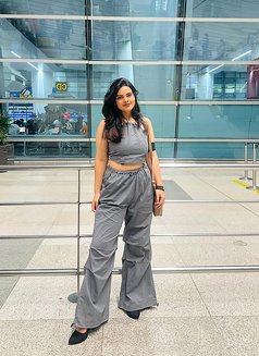 Anushka Singh - escort in Dubai Photo 3 of 3