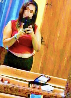 Anushka - escort in Colombo Photo 2 of 2