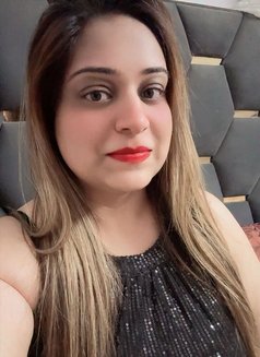 Anushtha Independent - puta in Bangalore Photo 4 of 9