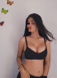 Anuska - escort in Hyderabad Photo 2 of 3