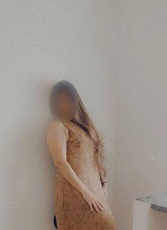 Anvi - escort in Bangalore Photo 3 of 6