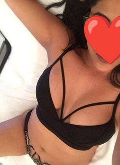 Anvi independent meeting and camsho - escort in Mumbai Photo 7 of 8