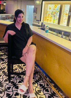 Anvi - escort in Navi Mumbai Photo 2 of 3