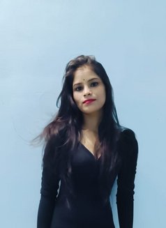 Anvi Patil - puta in Pune Photo 4 of 4