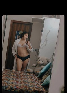 Anvi Singh - Transsexual escort in New Delhi Photo 15 of 15