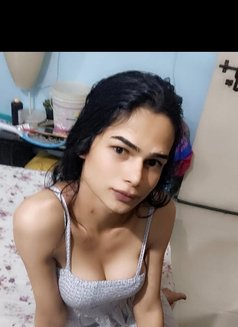 Anvika - Transsexual escort in Hyderabad Photo 7 of 9