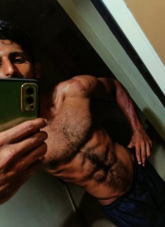 Anwar - Male escort in Abu Dhabi Photo 1 of 1