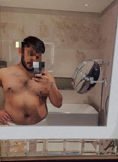 Any Fantasy! Dom & Sub, Massage, Couples - Acompañantes masculino in Mumbai Photo 2 of 2