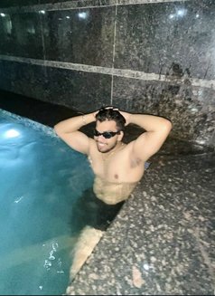 Any girl available in aerocity mohali ? - Acompañantes masculino in Chandigarh Photo 6 of 6