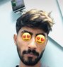 any one with Independent massage - Acompañantes masculino in Dubai Photo 12 of 12