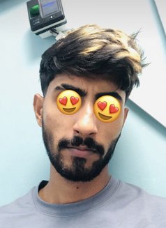 any one with Independent massage - Acompañantes masculino in Dubai Photo 12 of 12