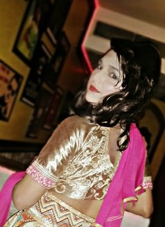 Ayra Khan - Acompañantes transexual in Lucknow Photo 3 of 30