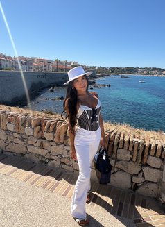 Anya Eva - Transsexual escort in Paris Photo 23 of 30