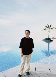 Anya - Male companion in Makati City Photo 6 of 10