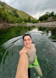 Anya - Male companion in Makati City Photo 7 of 10