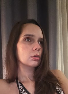 Anya Gray - escort in Tokyo Photo 2 of 6