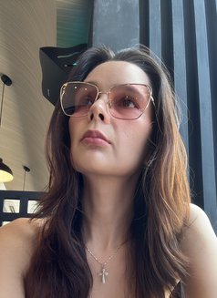 Anya Gray - escort in Tokyo Photo 3 of 6