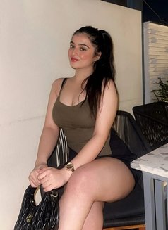 Anya - escort in Dubai Photo 4 of 7