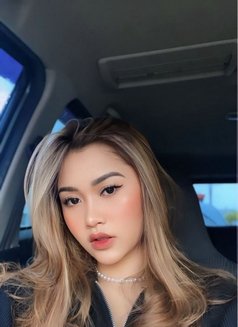 Anya - escort in Jakarta Photo 1 of 13