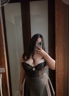 Anya Khan - escort in Dubai Photo 2 of 3