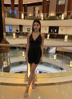 Anya - escort in Dubai Photo 2 of 7