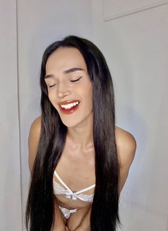 Anya Zamalochikova - Transsexual escort in Hong Kong Photo 10 of 10
