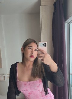 Aoffy nice and friendly - Acompañantes transexual in Al Manama Photo 12 of 21