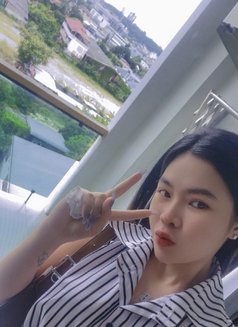 Aomsin - puta in Pattaya Photo 5 of 8