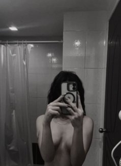 Aomsin - puta in Pattaya Photo 6 of 8