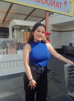 Aparajita - escort in New Delhi Photo 3 of 6