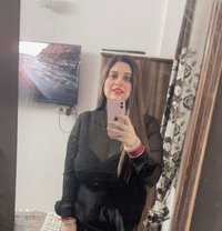 Aparshita Independent Big Booby - puta in Candolim, Goa