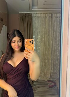 Aphrodite for NUDE CAM SHOW,SEXTING 🥵🥵 - puta in New Delhi Photo 30 of 30
