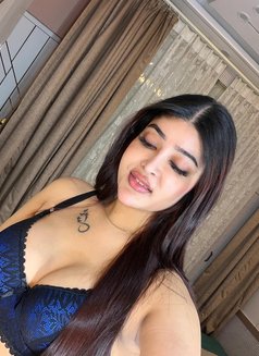 Aphrodite for NUDE CAM SHOW,SEXTING 🥵🥵 - puta in New Delhi Photo 1 of 30